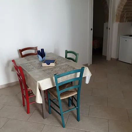 Nonna Livia By La Puglia In Un Trullo